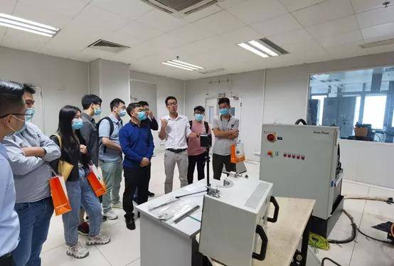 新材料技術(shù)開(kāi)發(fā)服務(wù)再添創(chuàng)新動(dòng)力 華為、美的等巨頭齊聚力學(xué)研討會(huì)，國(guó)高材自主研發(fā)測(cè)試系統(tǒng)首次亮相